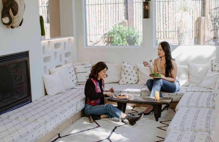 Cafe-interior-LovePod1